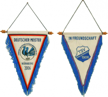 Kleiner gestickter Wimpel 20cm x 30cm